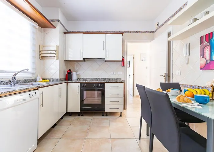 Cozy In Madronal De Fanabe With Large Private Pool Villa *