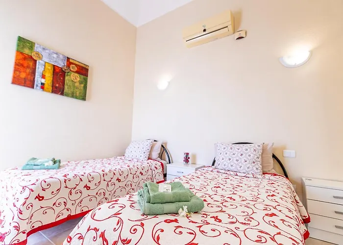 Cozy In Madronal De Fanabe With Large Private Pool Villa Costa Adeje (Tenerife)