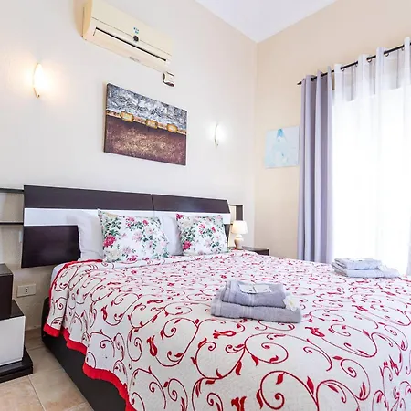 Villa Cozy In Madronal De Fanabe With Large Private Pool *